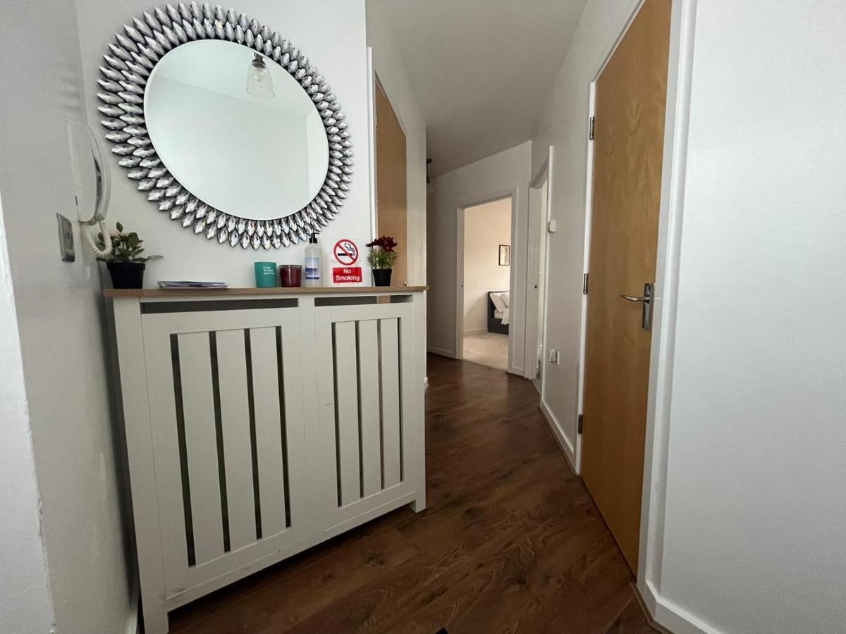 Kent, Dartford Station Apartments Kültér fotó