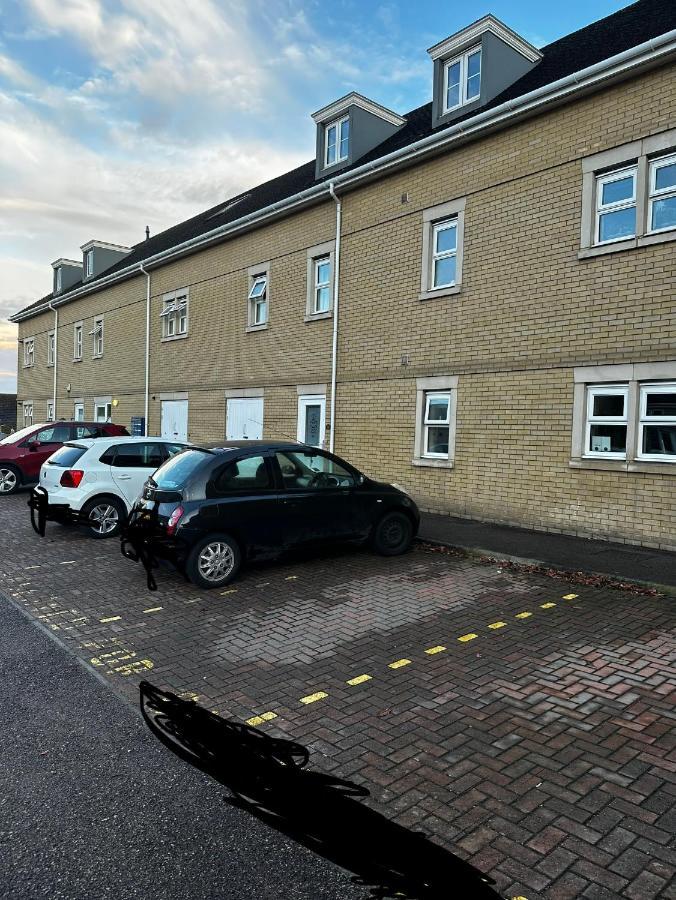 Kent, Dartford Station Apartments Kültér fotó
